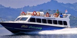cropped-1613221505_bali-to-lombok-fast-boat.jpg